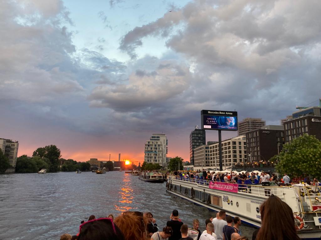 Bild vom CSD auf der Spree 2022